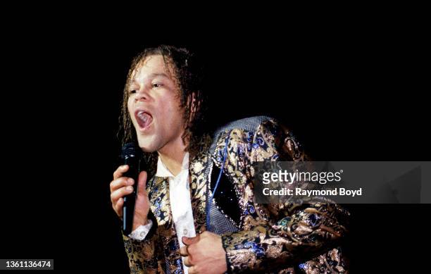 Singer Johnny Kemp performs at the Riviera Theatre in Chicago, Illinois in November 1988.