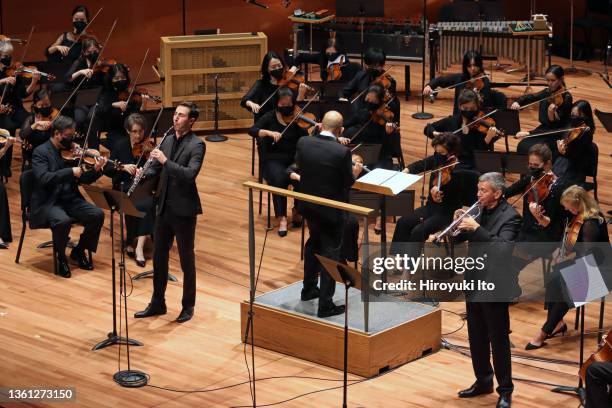 Ryan Roberts on English horn, conductor Jaap van Zweden and Christopher Martin on trumpet performing Aaron Copland's "Quiet City" at the New York...