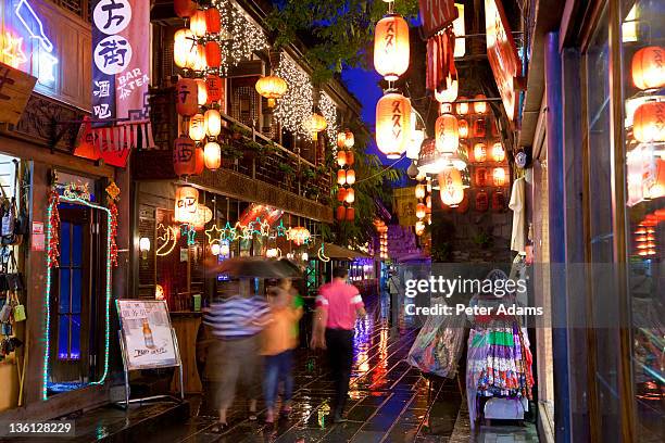 jinli street at night, chengdu, sichuan, china - chengdu stock pictures, royalty-free photos & images