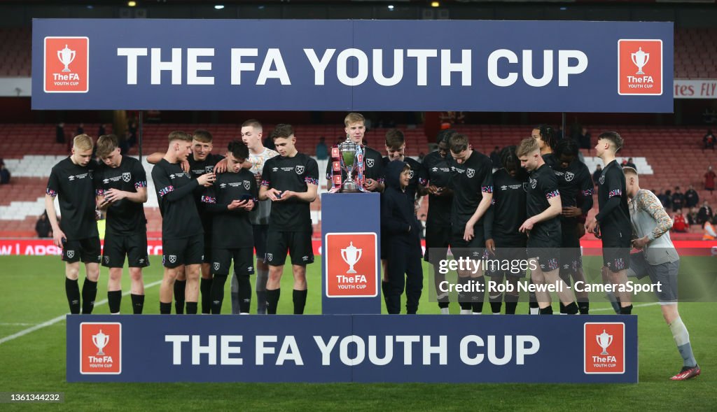 Arsenal U18 v West Ham United U18 - FA Youth Cup Final