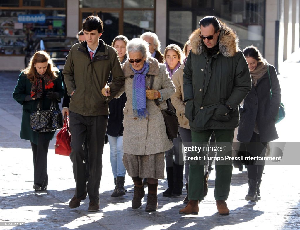 Marichalar Family Attend Funeral For Count of Ripalda Amalio de Marichalar In Soria - December 26, 2011
