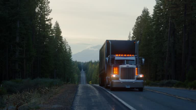https://media.gettyimages.com/id/1361372852/video/truck-driving-near-mt-shasta.jpg?b=1&s=640x640&k=20&c=kcW_RfX9MKrnxA7rJHI-Z5V6odT6_W7_r0amghAHrgI=