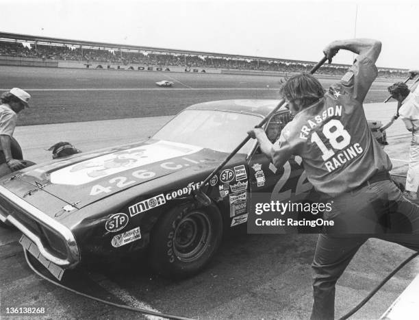 Joe Frasson Racing 15 Dick Brooks 1973 Racingone Stock Photos, High-Res Pictures, and ...