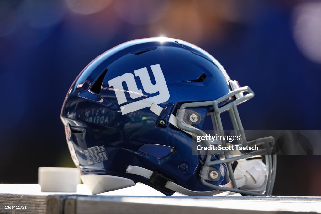 New York Giants v Philadelphia Eagles