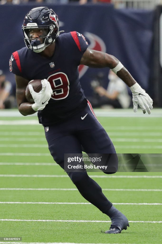 Tight end Brevin Jordan of the Houston Texans runs with the ball