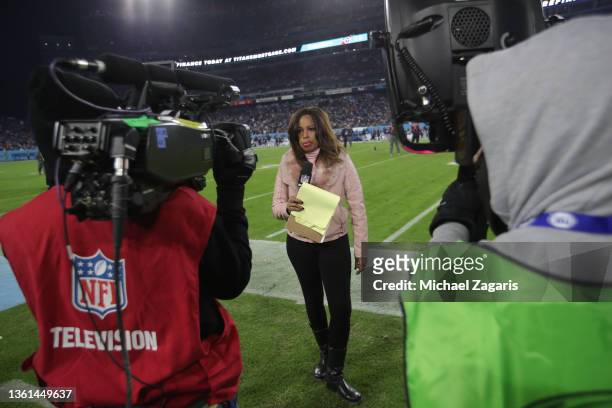 Reporter Pam Oliver on the sidelines during the game between the San Francisco 49ers and the Tennessee Titans at Nissan Stadium on December 23, 2021...