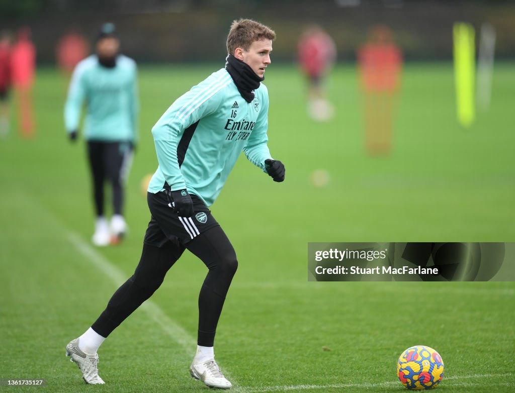 Arsenal Fc Training Routine Rob Holding of Arsenal during a training session at London Colney on ...