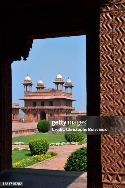 india, uttar pradesh, world heritage site, fatehpur sikri, turkish sultana's pavilion (hujra-i-anup talao) "n"n - fatehpur sikri imagens e fotografias de stock