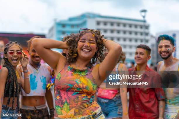 karneval in brasilien - fat girls stock-fotos und bilder