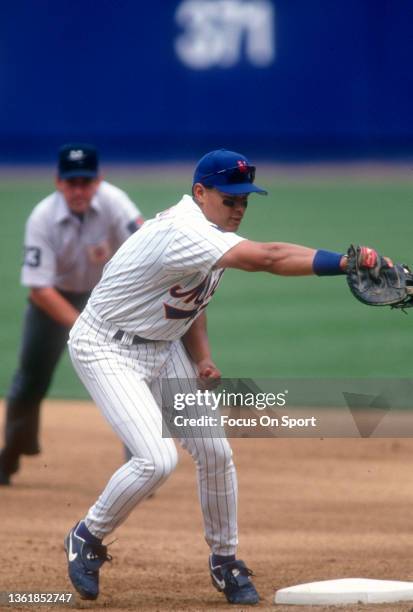 Segui Baseball David Segui Photos and Premium High Res Pictures - Getty Images