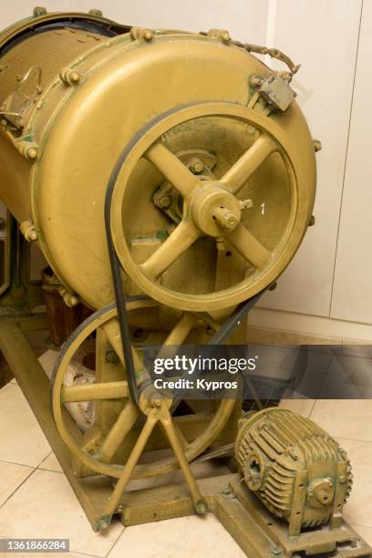 old metal washing machine - antique washing machine stock pictures, royalty-free photos & images