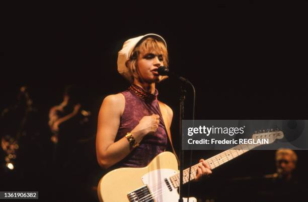 Muriel Moreno du groupe Niagara en concert à l'Olympia de Paris le 10 mars 1987.