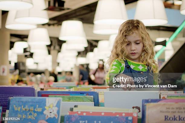 girl in library - vincent young stock pictures, royalty-free photos & images