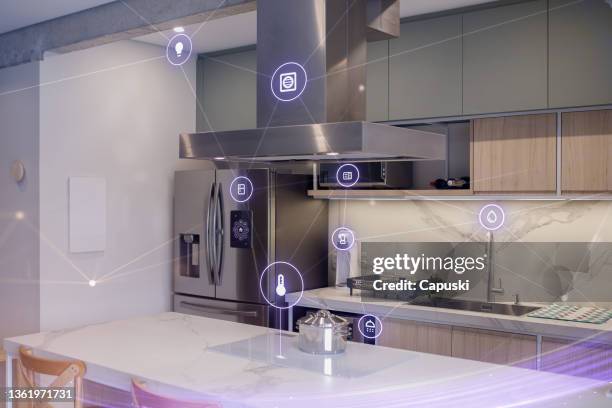 concept de cuisine intelligente - internet des objets photos et images de collection