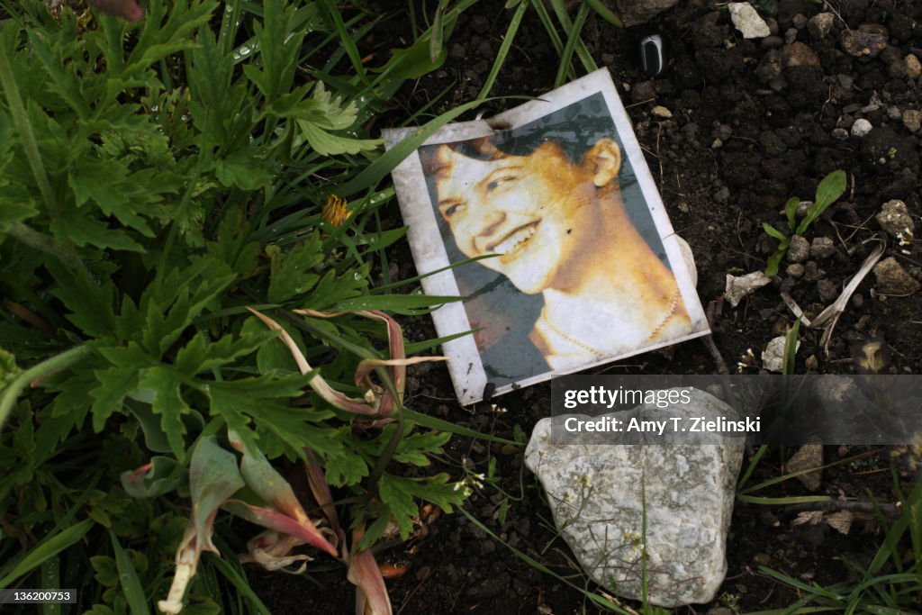 Grave Of Sylvia Plath