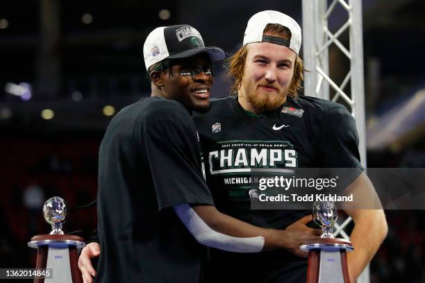 Cal V Michigan State Photos and Premium High Res Pictures - Getty Images