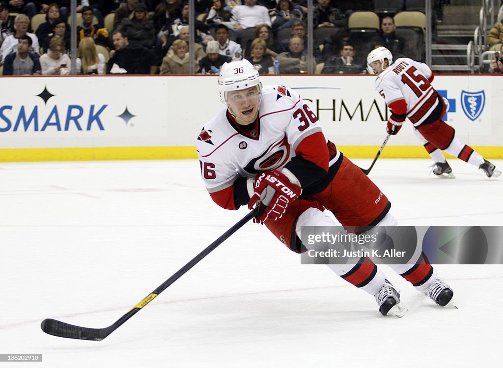 Carolina Hurricanes v Pittsburgh Penguins