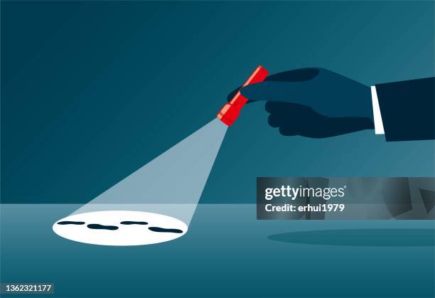 stockillustraties, clipart, cartoons en iconen met tracing - detective