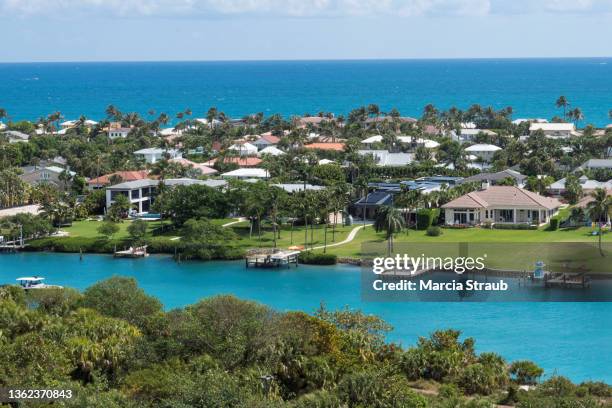 aerial of jupiter, florida inlet - inlet stock pictures, royalty-free photos & images