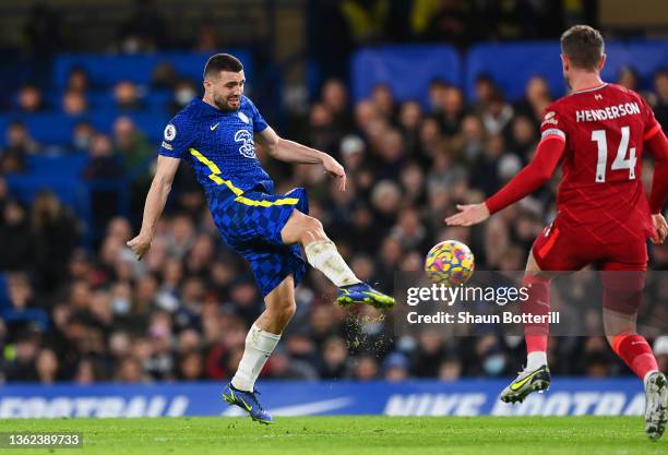 Mateo Kovacic of Chelsea scores their side's first goal during the Premier League match between Chelsea and Liverpool at Stamford Bridge on January...