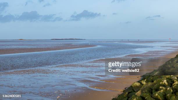 dee estuary panorama - merseyside bildbanksfoton och bilder