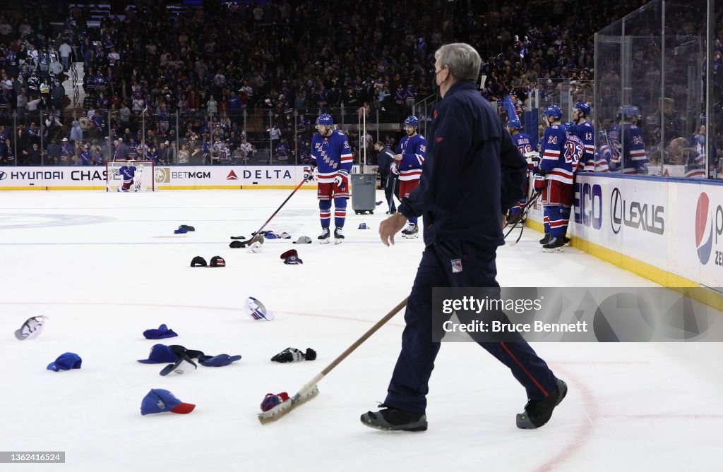 Tampa Bay Lightning v New York Rangers