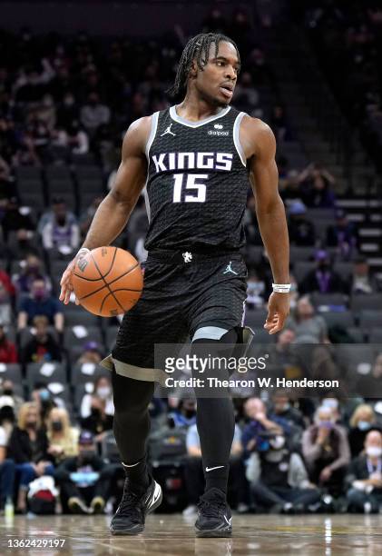 Emmanuel Mudiay of the Sacramento Kings dribbling the ball against the Dallas Mavericks during the second quarter at Golden 1 Center on December 31,...