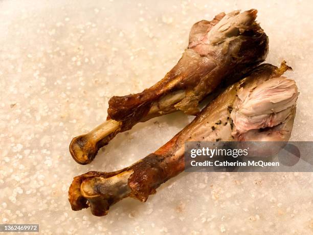 two cooked roasted turkey drumsticks - turkey leg stock pictures, royalty-free photos & images