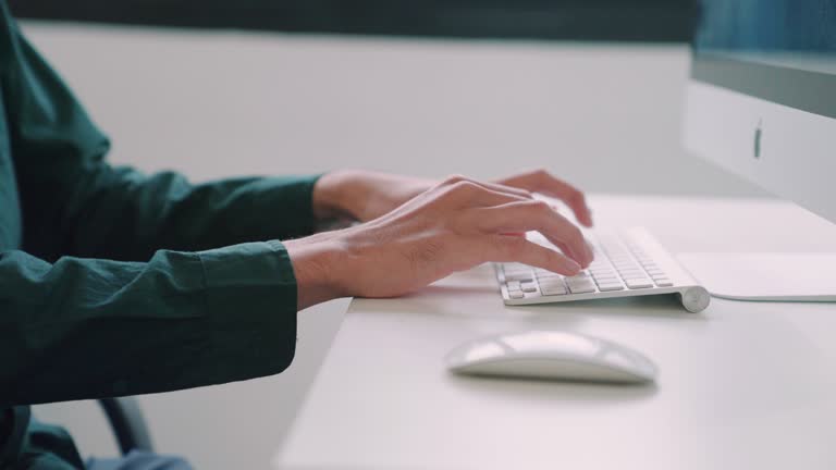Computer Men Typing 8,613 Man Typing On Keyboard Stock Videos, Footage, & 4K Video Clips ...