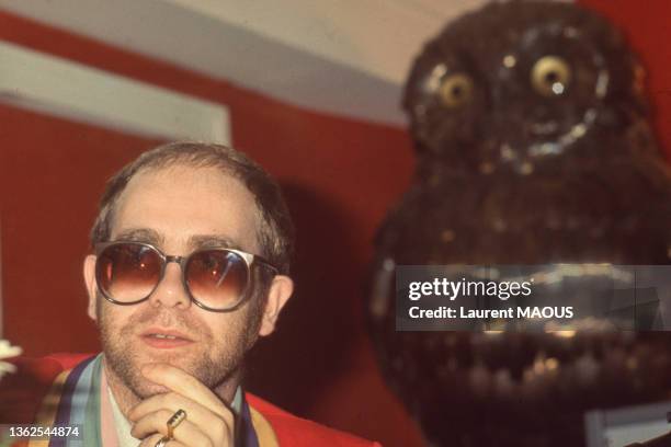 Portrait d'Elton John, dans les années 1970.