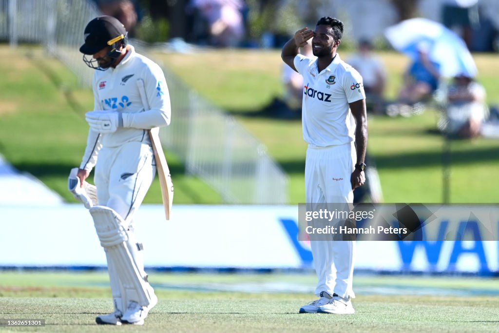 New Zealand v Bangladesh - 1st Test: Day 4