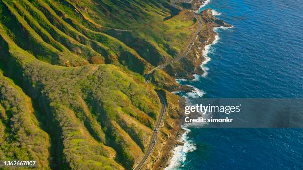 カラニアナオールハイウェイと海岸線の眺め - lanai ストックフォトと画像