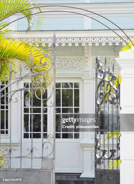 st.denis residential french colonial style architecture, st.denis, reunion island - island of la reunion stock pictures, royalty-free photos & images