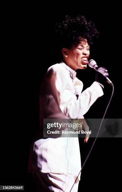 Singer Miki Howard performs at the Arie Crown Theater in Chicago, Illinois in March 1988.