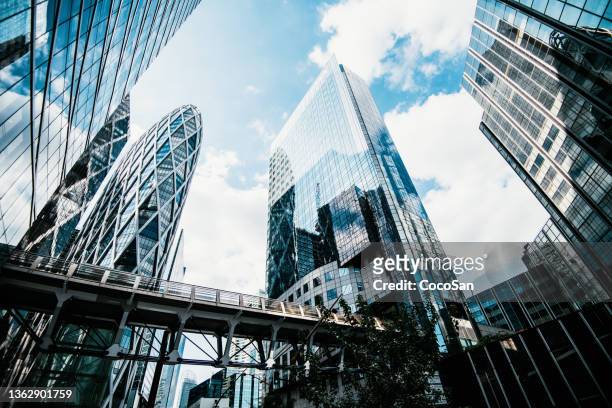 modern skyscrapers in paris - la defense bildbanksfoton och bilder