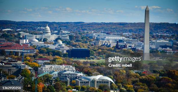 aerial view of washington dc with the us capitol building and washington monument along the national mall in late autumn - washington dc photos et images de collection