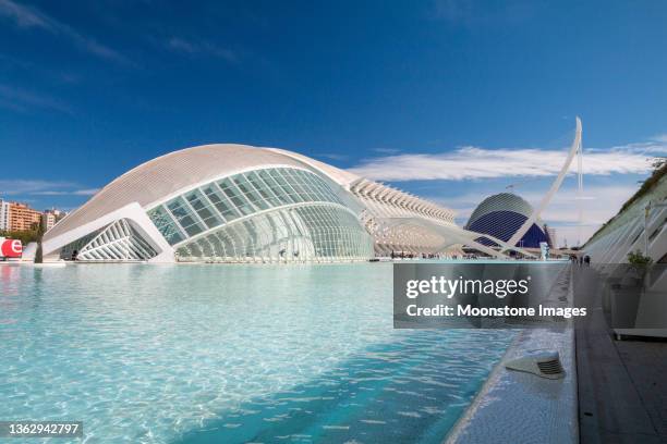 l'hemisfèric at city of arts and sciences (ciudad de las artes y las ciencias) in valencia, spain - ciutat de les arts i les ciències stock pictures, royalty-free photos & images