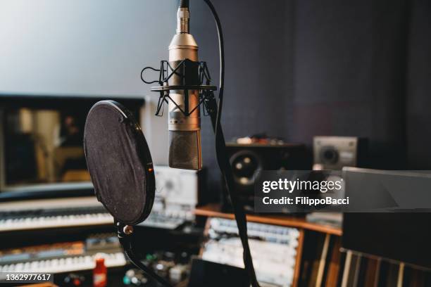 recording equipment in a professional recording studio - musikutrustning bildbanksfoton och bilder