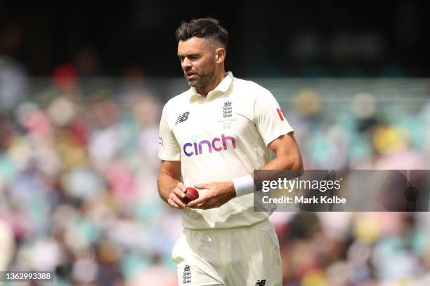 James Anderson of England bowls during day two of the Fourth Test Match in the Ashes series between Australia and England at Sydney Cricket Ground on...