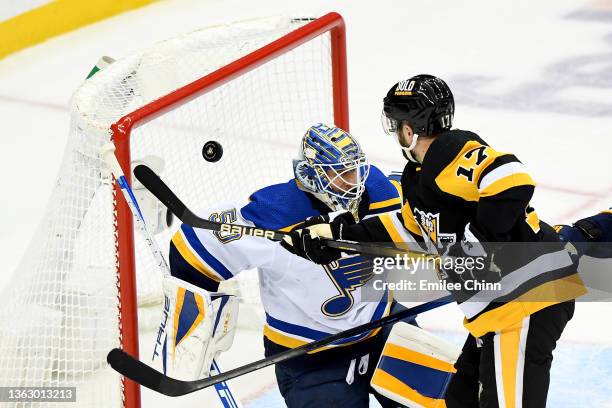 Bryan Rust Gif Bryan Rust Photos and Premium High Res Pictures - Getty Images