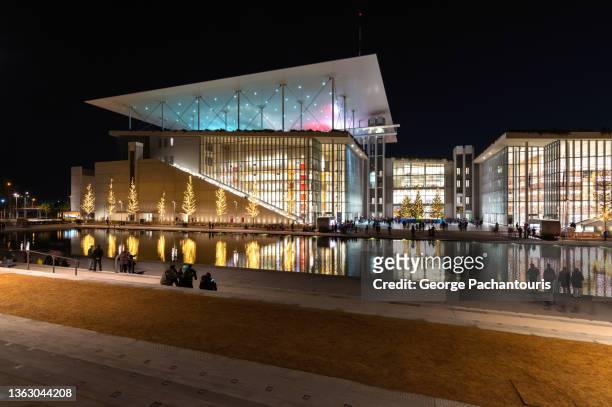 the opera house and the library in the stavros niarchos foundation cultural center in athens, greece - opéra style musical photos et images de collection