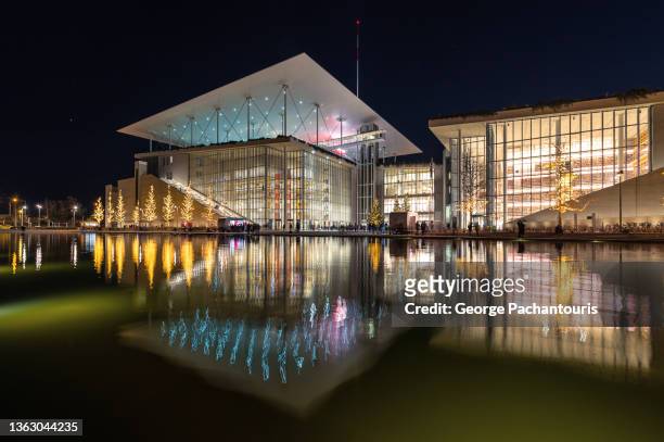 the opera house and the library in the stavros niarchos foundation cultural center in athens, greece - opéra style musical photos et images de collection