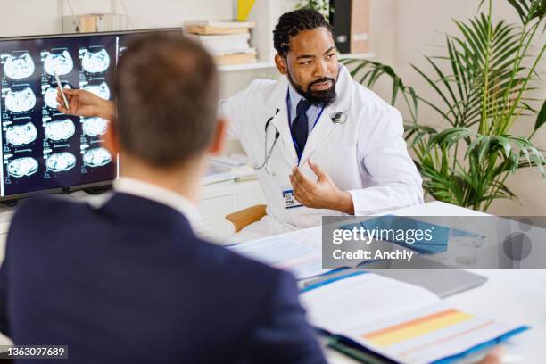 Reading Radiographs Reading Ct Scan Photos and Premium High Res Pictures - Getty Images