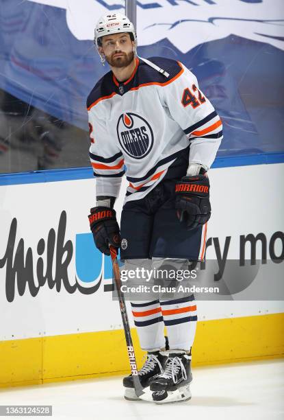 Brendan Perlini of the Edmonton Oilers warms up prior to playing against the Toronto Maple Leafs in an NHL game at Scotiabank Arena on January 5,...