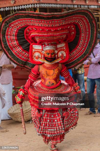 kannur (cannanore), kerala - theyyam (teyyam) dance performer in ceremony,  india - kerala stock pictures, royalty-free photos & images