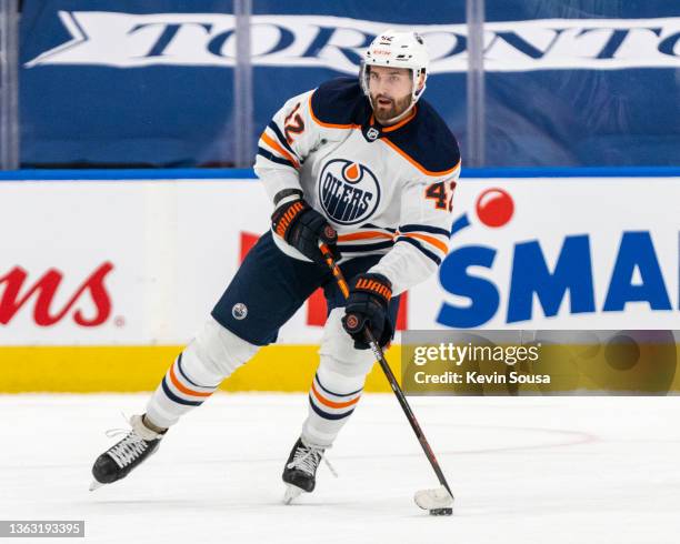 Brendan Perlini of the Edmonton Oilers skates against the Toronto Maple Leafs during the third period at the Scotiabank Arena on January 5, 2022 in...