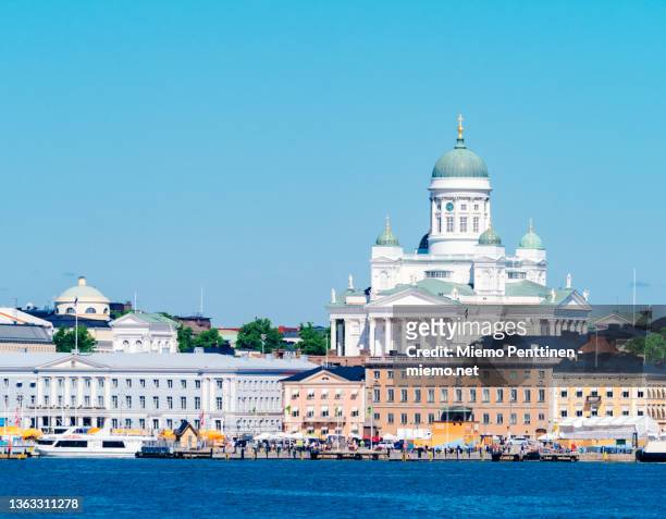 the old town of helsinki seen from the sea on a sunny summer day - helsinki stock-fotos und bilder