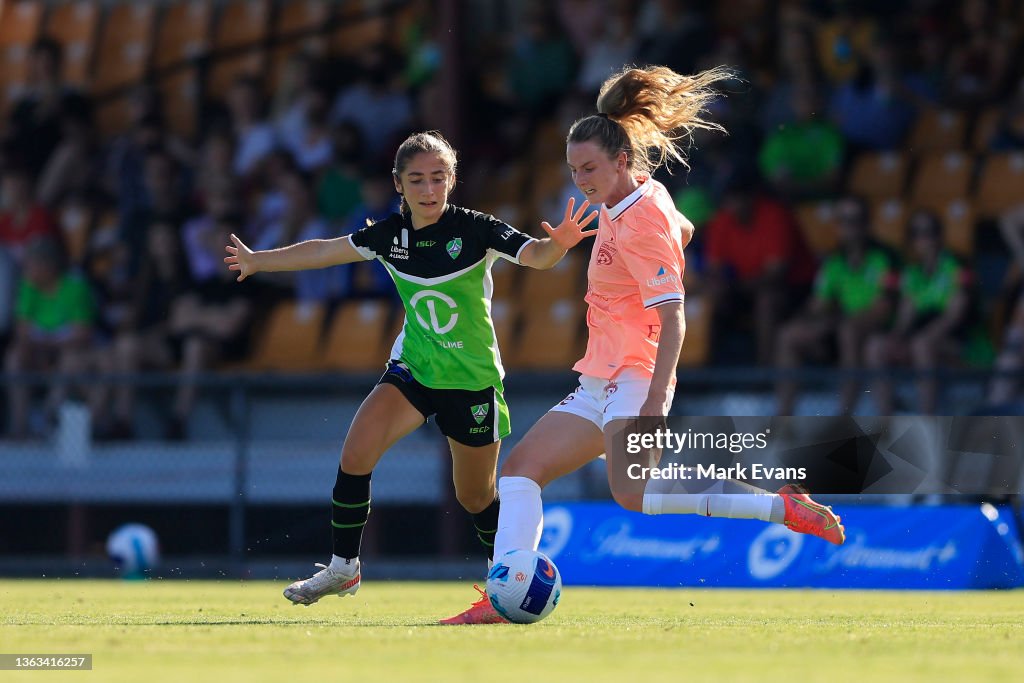 A-League Women's Rd 6 - Canberra United v Adelaide United