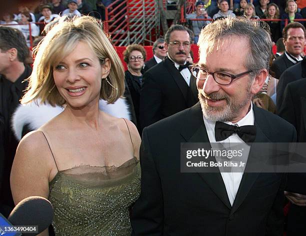 Steven Spielberg and Kate Capshaw arrive at the 71st Annual Academy Awards, March 21,1999 In Los Angeles, California.