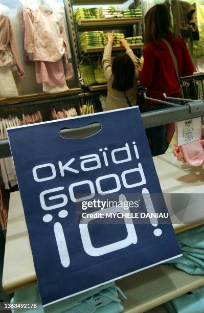 Vue d'un magasin Okaïdi à Mondeville ,le 20 avril 2005. L'enseigne Jacadi, propriété de la famille Frydman a été rachetée par la chaîne de vêtements...